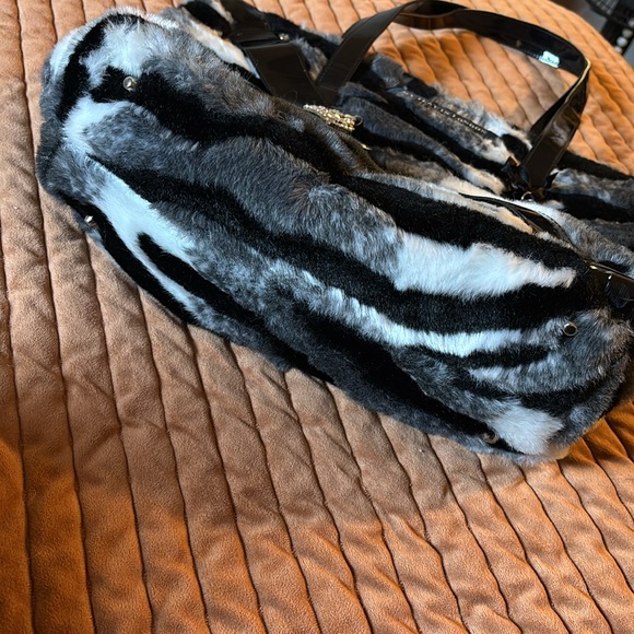 My Flat In London 🦓 Fur Zebra Tote purse - Picture 2 of 14